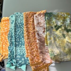 ISSAC MIZRAHI LOT OF 5 Colorful Patterned Scarves